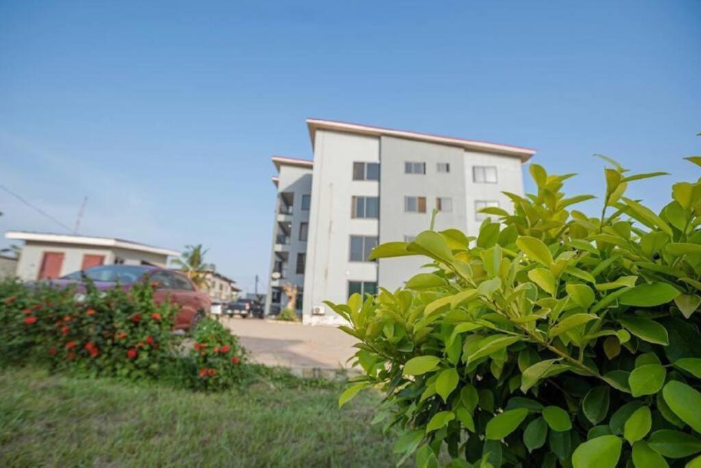 Cozy Penthouse ,Accra Ghana Owuraman エクステリア 写真